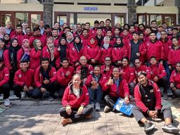 Mahasiswa Unipra Turun ke Masyarakat, Bangun Kampung Berdaya Lewat KKN-PPM 2025