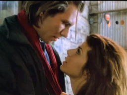 Untamed Heart (1993) Cinta Tak Terduga di Balik Lapangan Diner