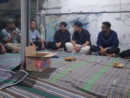 Tidak Sesuai SOP, Proyek Gedung Tiga Lantai SMPN Dihentikan Warga