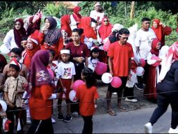 Warga RT 04 Babakanturi Meriahkan HUT RI ke-80 Lewat Jalan Santai dan Aneka Lomba