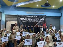 Siswi SMK MUDISA Ikuti Beauty Class, Belajar Tampil Elegan dan Percaya Diri di Dunia Kerja