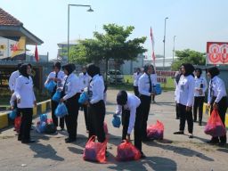 'Senin Berbagi' Rutan Perempuan Surabaya Peduli Masyarakat Sekitar