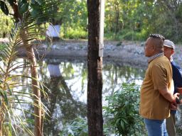 Usulan Tak Kunjung Disetujui, DPRD Surabaya Biayai Plengsengan Punden