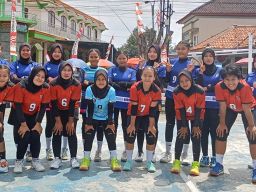 Putri Mutiara Biru Kampiun Turnamen Happy Competition
