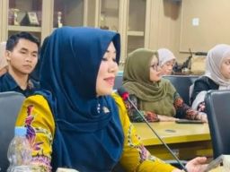 Ning Lia: Suara dari Senayan untuk Warga Miskin yang Terancam Kehilangan Akses Kesehatan