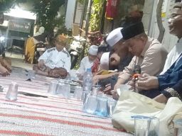 Pengajian Malam Jum’at Legi di Tanah Merah: Merajut Kebersamaan dan Mengharap Keberkahan