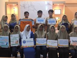 SMK MUDISA dan LAZISMU Salurkan Dana Pendidikan untuk Siswa Yatim & Duafa