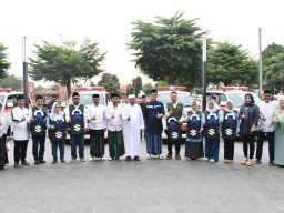 Bupati Majalengka Serahkan 7 Ambulans, Tegaskan Komitmen Tingkatkan Layanan Kesehatan