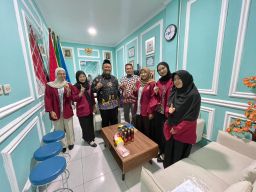 Kampus Bertemu Sekolah: Supervisi PLP di SMK Mudisa Surabaya Jadi Ajang Refleksi dan Pembinaan