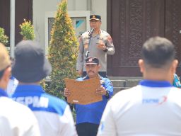 Kapolrestabes Surabaya Komitmen Polri Dukung Hak Pekerja
