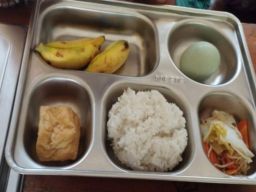 Wali Murid Keluhkan Kualitas Makanan MBG di Desa Wangun, Diduga Menu Tak Layak Konsumsi