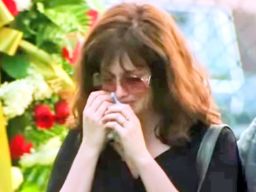 God’s Pocket (2014): Dunia Kecil yang Penuh Dosa dan Diam-Diam Menghakimi