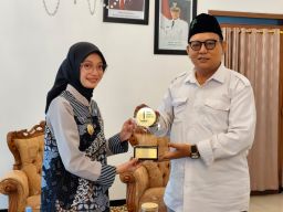 Vinanda Raih Tokoh Muda Inspiratif: Tegaskan Kepemimpinan Tanpa Batas Usia dan Gender