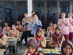 Titiek Soeharto: Terima Kasih Kapolri Sudah Ikut Perbaiki Pendidikan di Indonesia