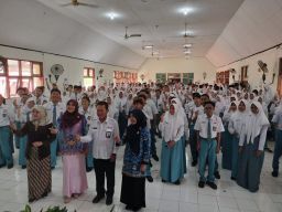 Gandeng Sejumlah Pihak SMAN 19 Surabaya Sosialisasi Stop Pernikahan Dini