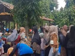 Pasar Kamis Wage Pemalang Tawarkan Nuansa Kehidupan Makanan Jaman Dulu