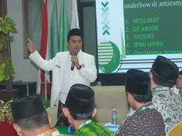 Di Hadapan Gus & Lora Muda, Ketua Ansor Jatim Sebut Etika Pakaian Dakwah