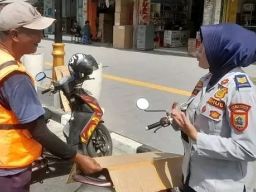 Pastikan Tak Ada Kendaraan Terparkir di Trotoar Citywalk, Dishub Pemalang Gelar Giat Penertiban