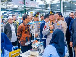 Wakapolri Resmikan Kembali Operasional Pabrik Garmen Wonghang Bersaudara di Pemalang