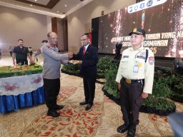 Polda Jatim Peringati HUT Satpam ke-45 Luncurkan Layanan Polisi Penolongku