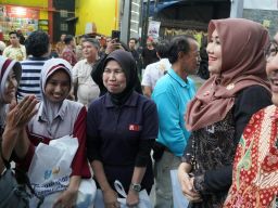 Tak Berjarak: Senator Jawa Timur Lia Istifhama Konsisten “Mudun Ngisor”