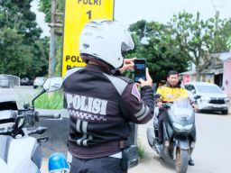 Tilang Elektronik Genggam ETLE Handheld Mulai Diuji Coba di Bandung