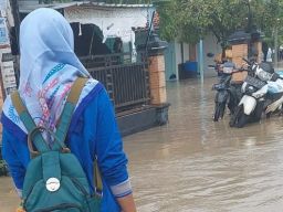 Diguyur Hujan Deras Air Sungai Comal Meluap, Beberapa Wilayah di Pemalang Terendam Banjir