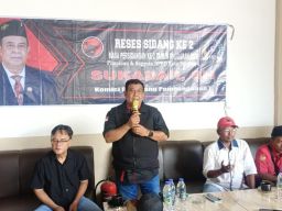 Turun ke Warkop hingga Balai RW, Sukadar Tampung Keluhan Warga Soal Infrastruktur dan Data Sosial