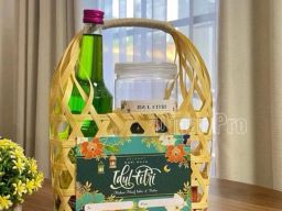 Perajin Anyaman Bambu Pemalang Kebanjiran Order Keranjang Parcel Lebaran
