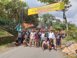 Warga Pajajar Pasang Spanduk Balasan, Polemik Galian C Diduga Ilegal Memanas