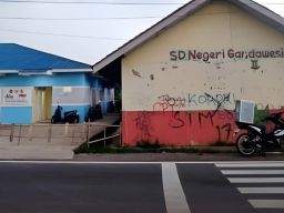 Viral Bangunan SDN II Gandawesi Kontras dengan Dapur MBG, Disdik Pastikan Masuk Program Perbaikan