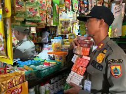 Tim Gempur Rokok Ilegal Sita Belasan Ribu Batang