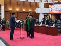 PAW DPRD Surabaya, Anas Karno Siap Ditugaskan di Komisi Mana Pun ‎