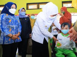 Hari Posyandu Nasional, Khofifah Paparkan Visi Transformasi 6 SPM di Malaysia