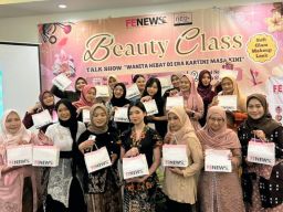 Hari Kartini 2026, Hotel Neo+ Waru Sidoarjo Hadirkan Beauty Class dan Talk Show yang Inspiratif