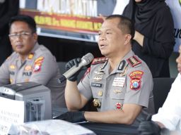 Diduga Dipicu Persoalan Pelecehan, Pria di Simokerto Tewas Dibacok dan Ditusuk