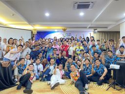 Malam Inspirasi dan Kebersamaan Grand Whiz Hotel Praxis Hadirkan Pengembangan SDM