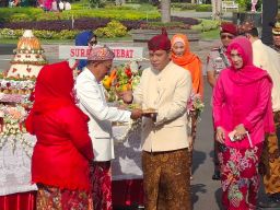 Masuki Usia 733 Tahun, DPRD Surabaya Dorong Pembangunan yang Humanis dan Inklusif