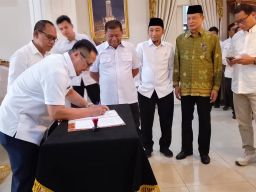 Pemkab Majalengka Salurkan Dana Hibah Rp3,67 Miliar untuk Delapan Partai Politik