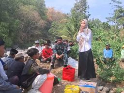 Koramil Sukahaji Dukung Konektivitas Desa Garawastu-Pasir Ayu
