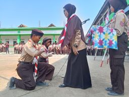 Buka Kegiatan Persami, Kepala SMPN 1 Petarukan Tekankan Pentingnya Jiwa Kepemimpinan