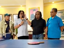 ‎Semarak HUT ke-81 RI, Jurnalis DPRD Surabaya Gelar Turnamen Tenis Meja