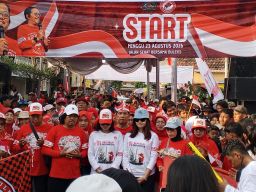 Ratusan Warga Jepara Antusias Ikuti Jalan Sehat Bersama Buleks ‎