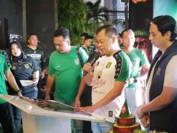 Posko BDRT Diresmikan, Kapolrestabes Surabaya Perkuat Sinergi Bersama Bonek