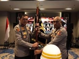 Tongkat Komando Berpindah, Hengki Haryadi Bawa Semangat Baru untuk Polda Papua Barat Daya
