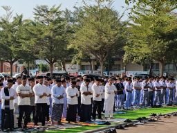 Kemarau Panjang, Pemkab Majalengka Salurkan Air Bersih dan Benahi Irigasi