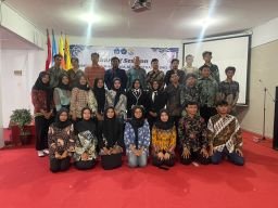 Hadapi Dunia Kerja, Alumni Unipra Bagikan Pengalaman di Perusahaan Multinasional ‎