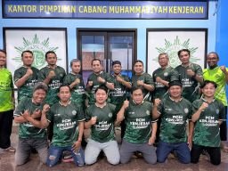 PCM Kenjeran Bidik Trofi di Turnamen Futsal Milad Muhammadiyah ke-114