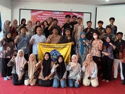 Jelang Pemilihan Ketua Himabis, KPR Unipra Gandeng KPU Surabaya