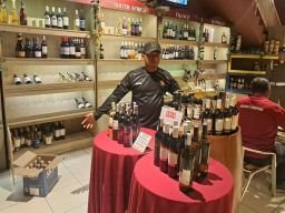 Pemkot Surabaya Segel 10 Lokasi Penjualan Miras, dari Subdistributor hingga Warkop